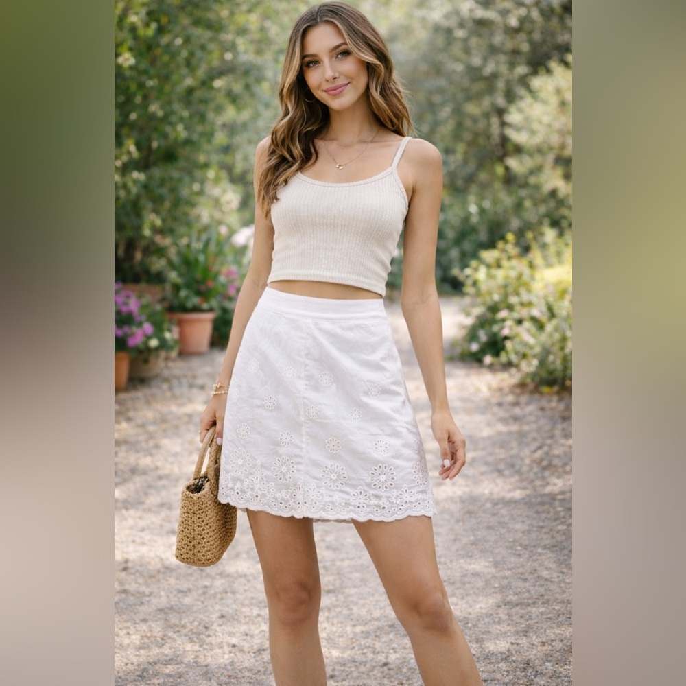 Love, Fire White Eyelet Embroidered A-Line Cotton Skirt Juniors Large - Picture 4 of 13